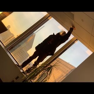 Meet your Posher, Jason